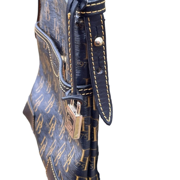 DOONEY AND BOURKE VINTAGE CROSSBODY BAG - Picture 7 of 11